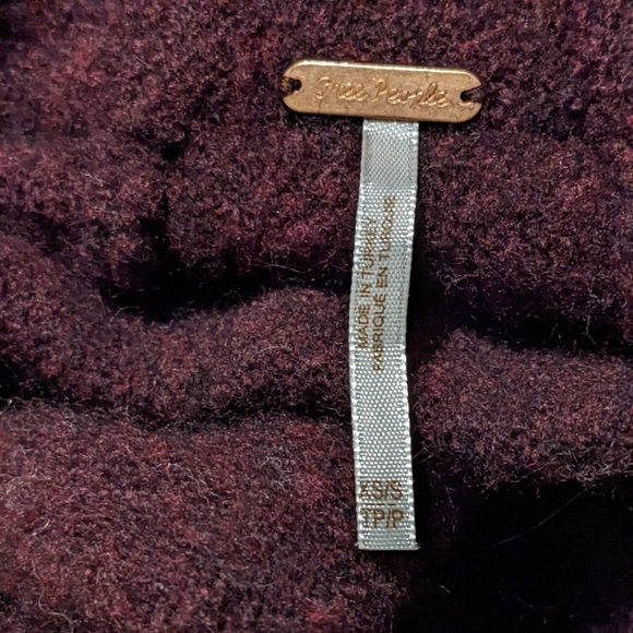 Free People Wool Blend Oversized Slouchy Tunic Sweater Burgundy Purple Size XS/S - Picture 14 of 15